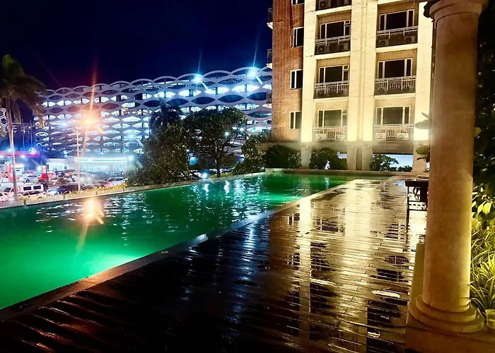 Apartamento Monarch Parksuites *
