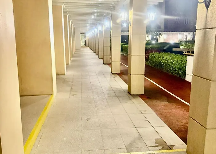 Monarch Parksuites