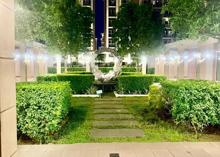 Monarch Parksuites Apartamento *